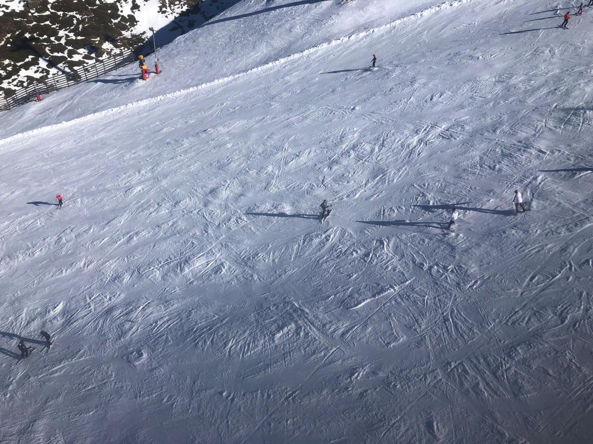 Sierra Nevada, Apartamento Abuhardillado Parking Y Wifi ภายนอก รูปภาพ